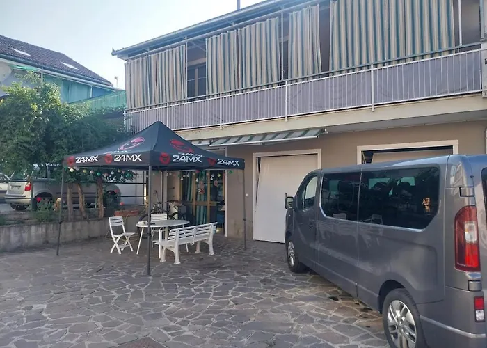 In The Town Center, On A Private Courtyard Appartement